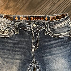 Rock Revival Dark Blue Capri’s with White Stitching size 29